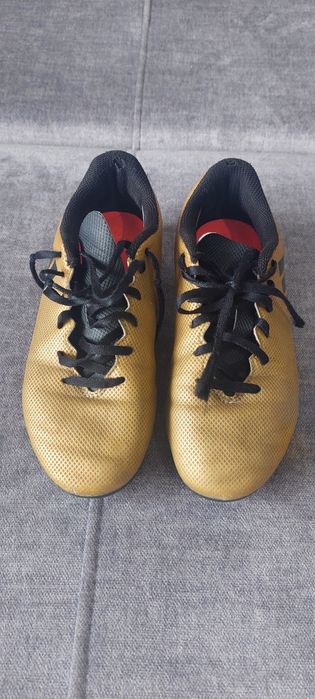 Adidași cu crampoane Adidas nr 35
