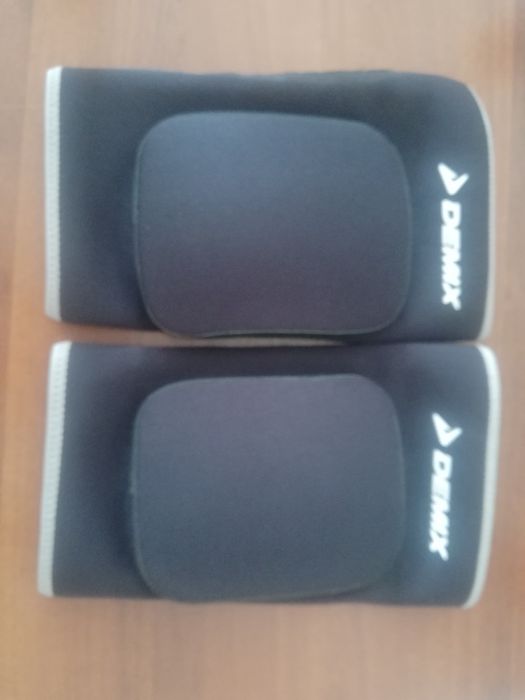 Наколенники для валейбола