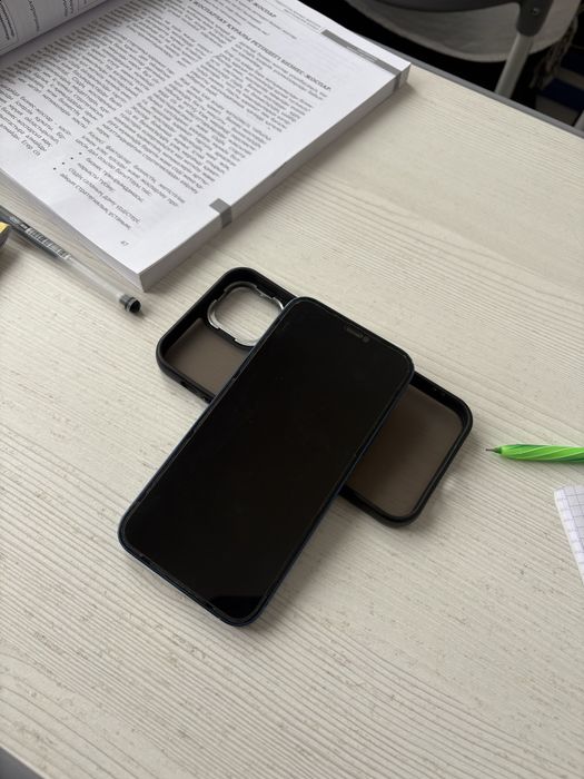 Айфон 12 128гв 76емкост