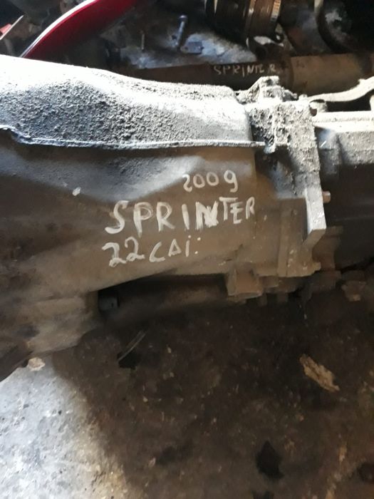 Cutie viteza mercedes spirnter  311  2009 xxl