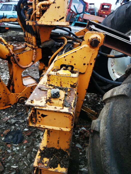 Brat de săpat pentru 650