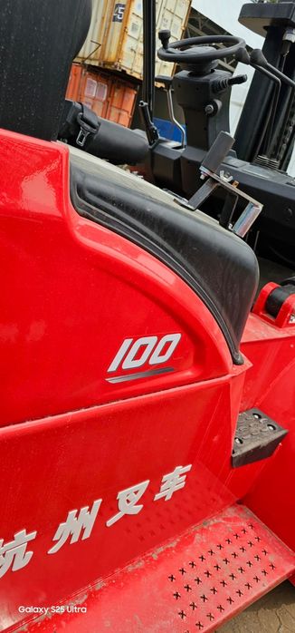 Вилочный погрузчик 10 тонн кара 10тонн