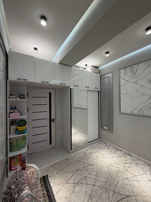 Продается квартира Юнусабад 4кв 2/5/11