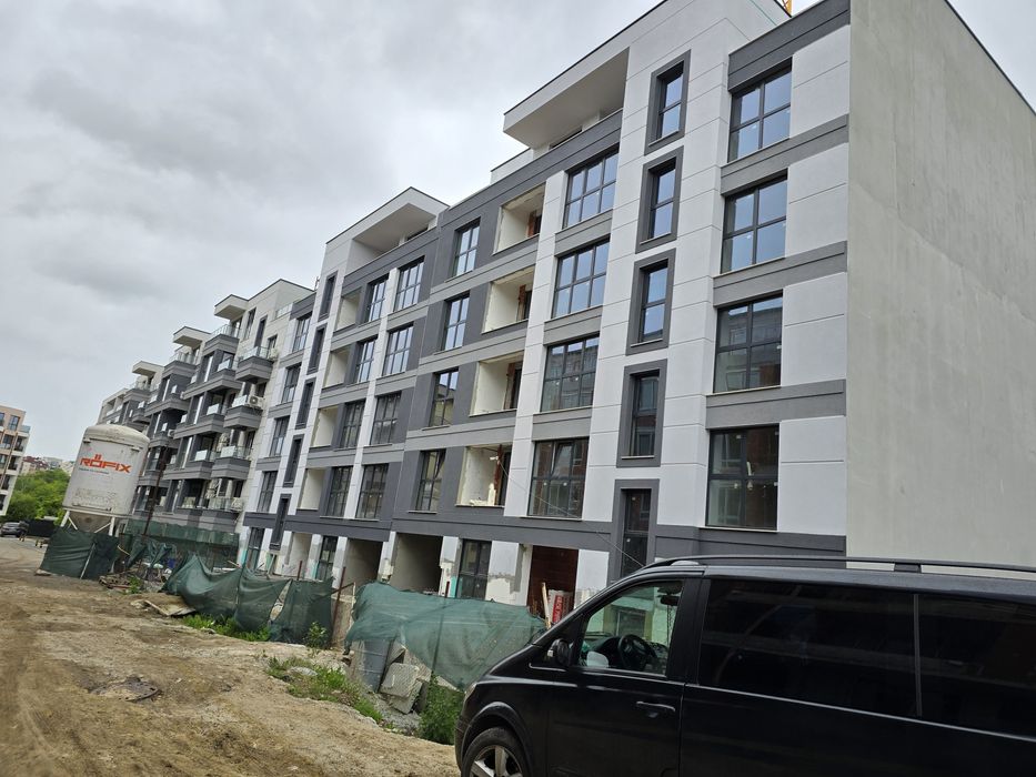 Продава се Двустаен апартамент в София, Дървеница - 75 кв.м за 2000 €/кв.м - Снимка #1