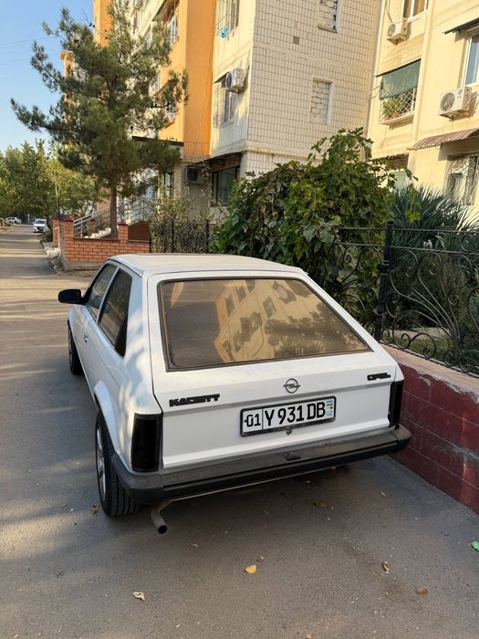 Opel kadet d 1980