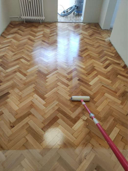 Parchet raschetare scara reconditionare dusumea slefuire reconovare montaj laminat