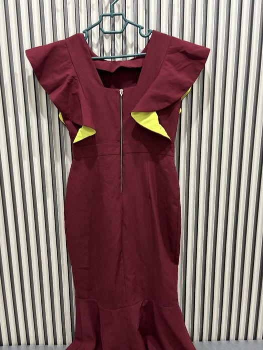 Платье силуэта А