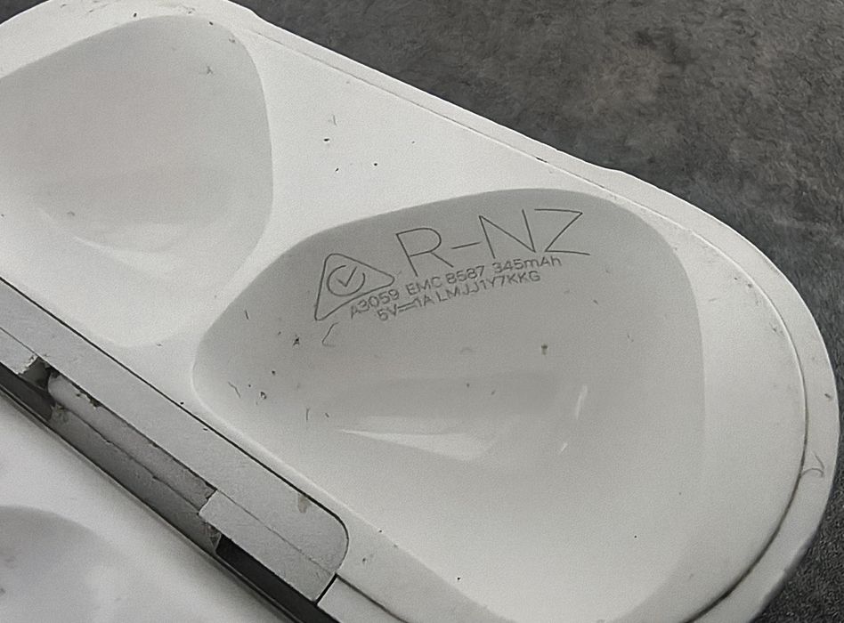 Air  pods  4 anc
