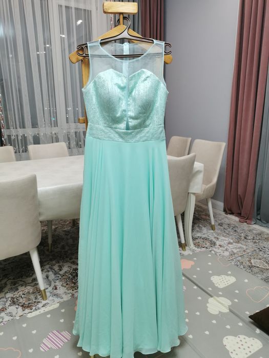 Вечерние платья дизайнерские