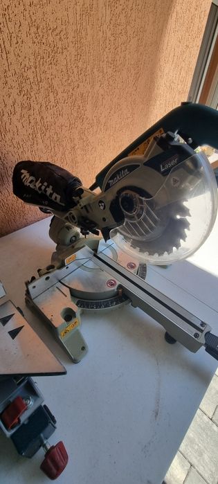 Circulare Staționare Bosch Makita