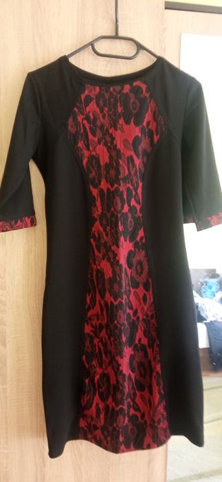 Елегантна дамска рокля