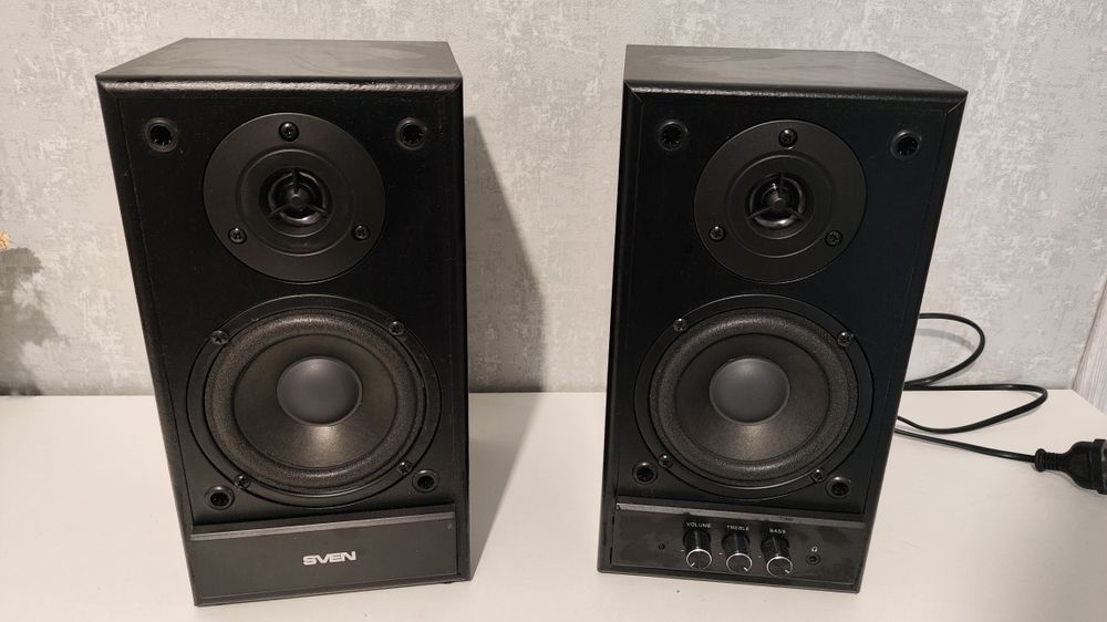 Компьютерные колонки Sven SP-702