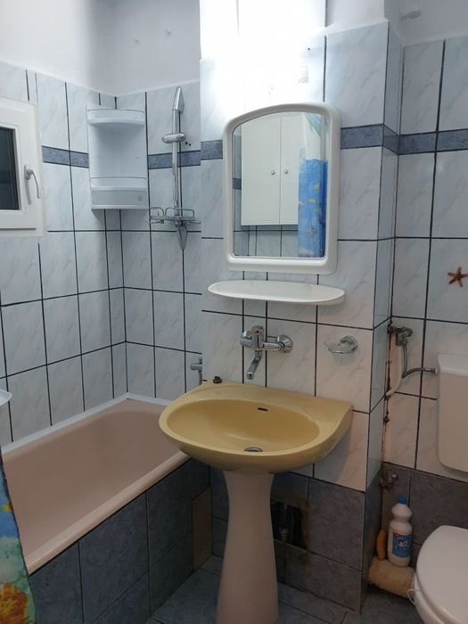 Închiriez apartament 2 camere