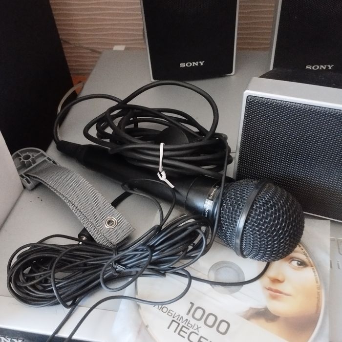 Музыкальный центр" Сони"