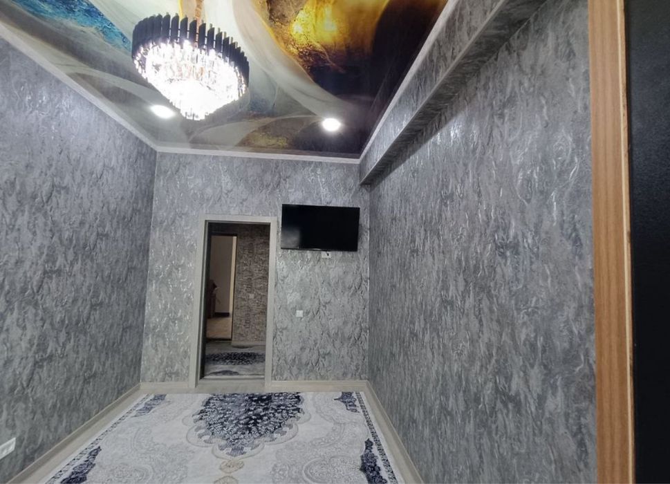 1 xonali kvartira srochna ijaraga beriladi.