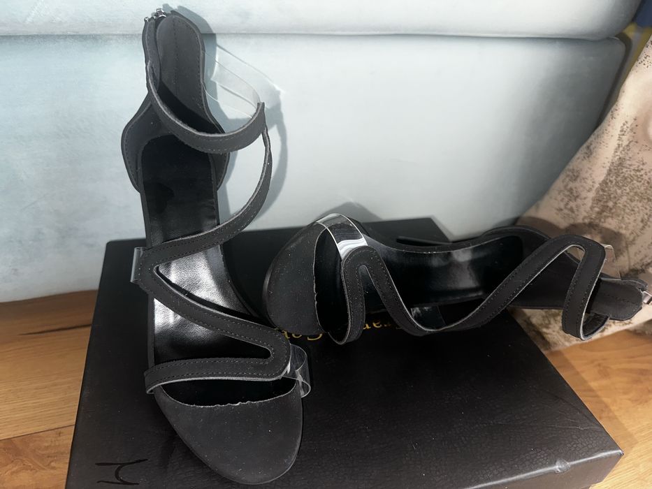 Sandale elegante negre cu barete transparente, noi, mărimea 38