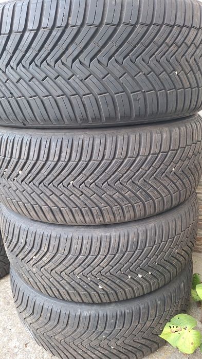 Vand anvelope 225 50 18 continental M+S ca noi