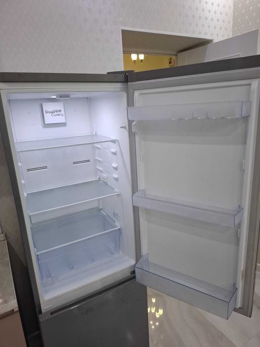 Холодильник продам