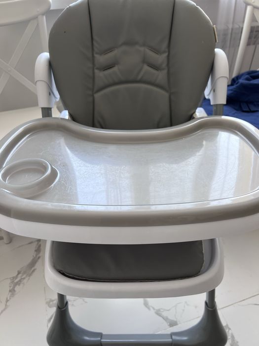 Детский стол кормящий