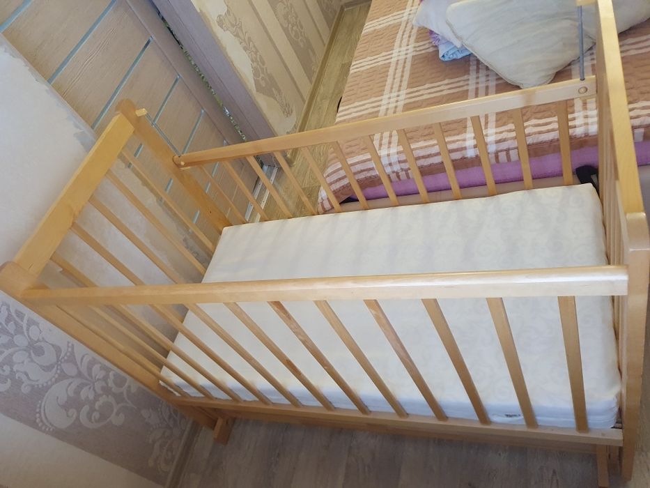 Кроватка детская