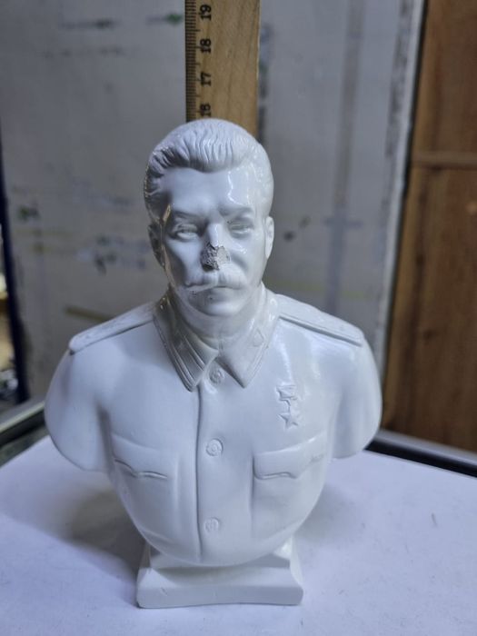 Продам фарфоровые статуэтки СССР