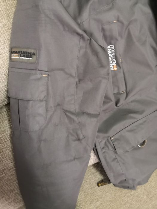 Vind geaca ANAPURNA 200 lei