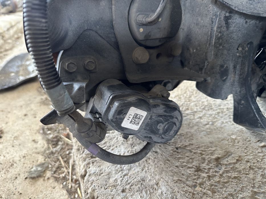 Punte spate / Disc / Etrier electric Nissan Qashqai J11 2018 2019 2020