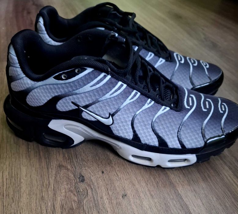 Маратонки  Nike air