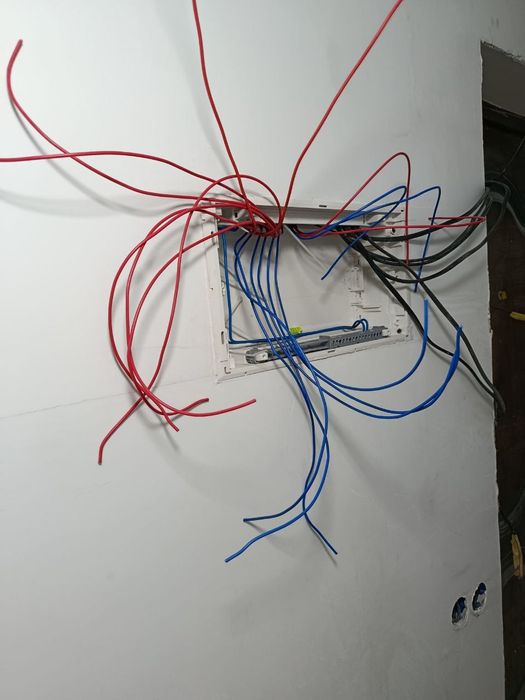 Электрикамонтажные  услуги. Elektrik hizmati
