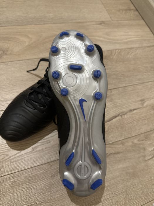 Ghete de fotbal Nike LEGEND 10 ACADEMY