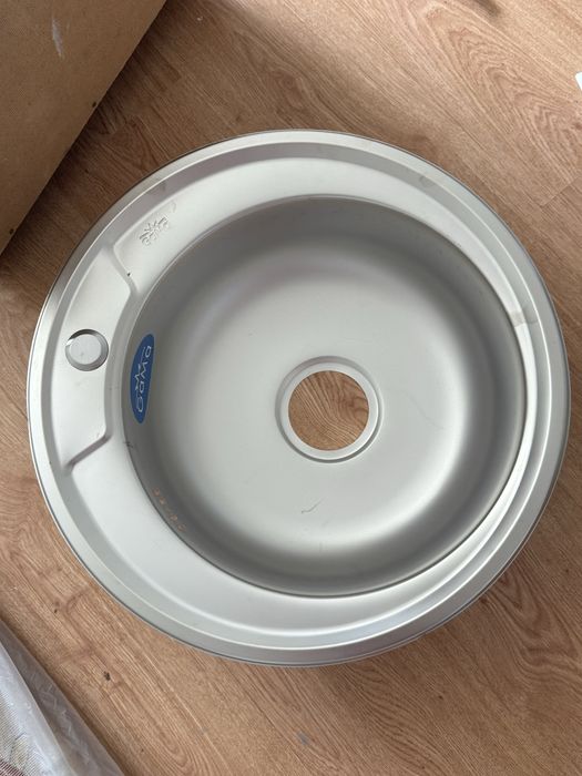 Продам кухонный мойка