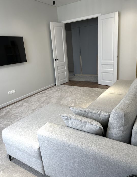 Угловой диван 3,2м