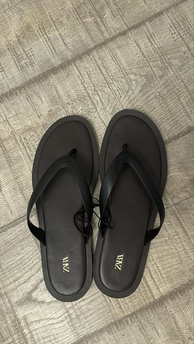 Zara новые шлепанцы вьетнамки 40 р
