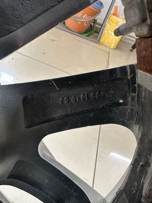 Диски оригинал R18 Lexus Toyota
