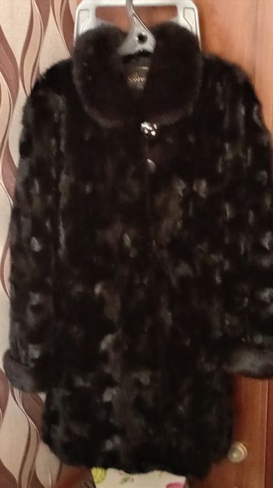 Продам норковую шубу