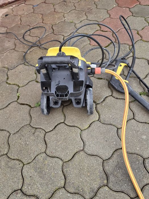 Aparat de spălat cu presiune karcher k 4 compact