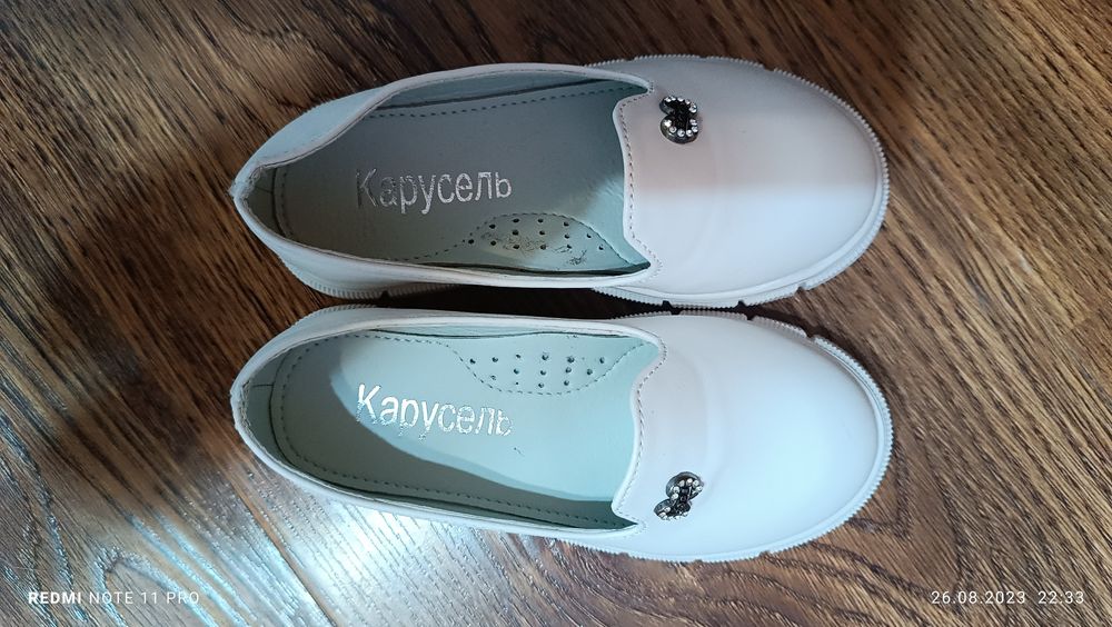 Туфли на девочку 28р