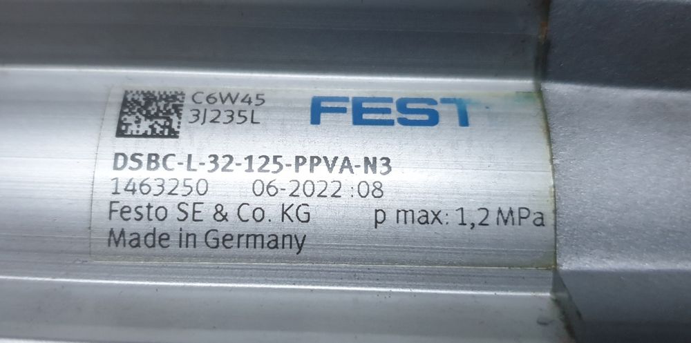 Cilindru piston pneumatic Festo