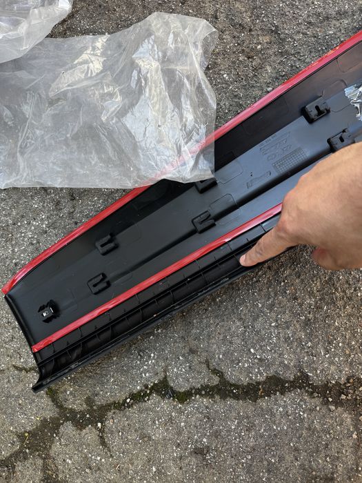 Лайсна за врата VW Tiguan 2011-2016 предна дясна