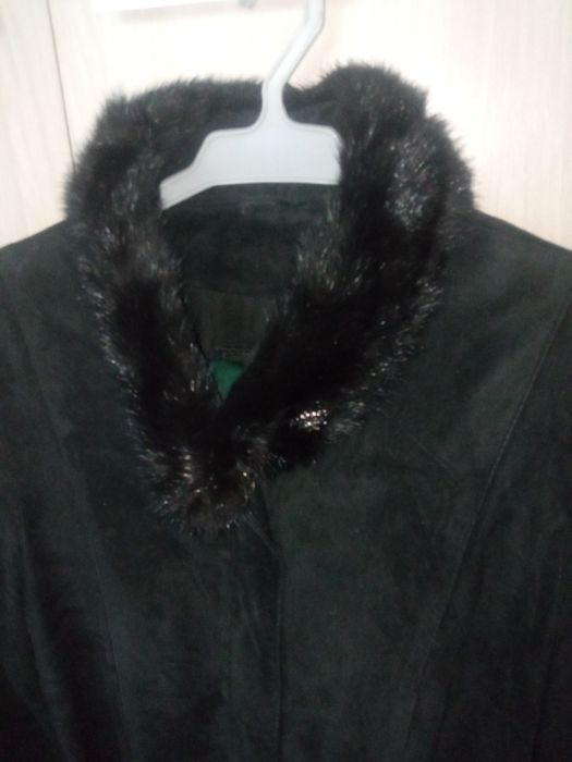 Замшевый плащ  б/у