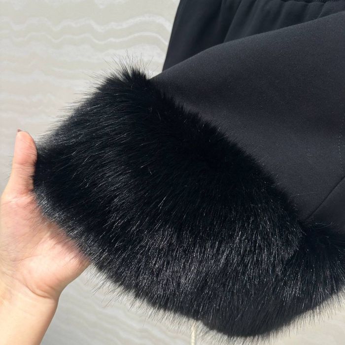 Къса пола на Prada