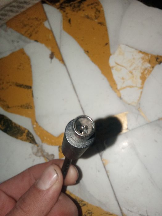 Vând încărcător de trotinetă electrică Universal ca nou