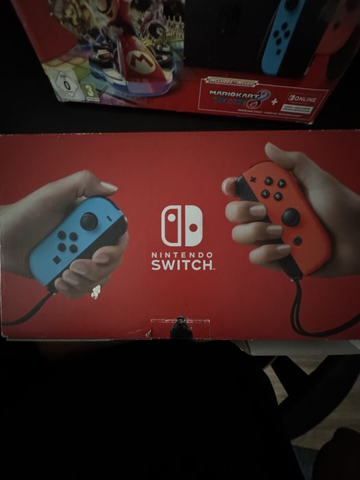 Nintendo switch ,mario kart deluxe+online