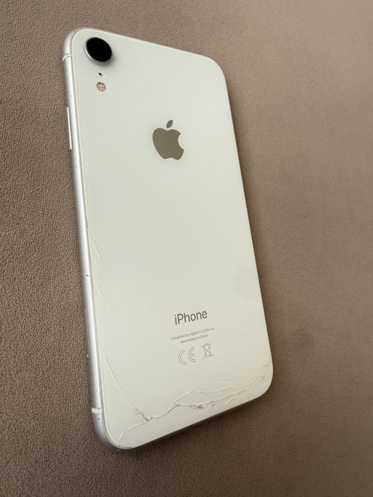 Iphone XR 64Gb белый