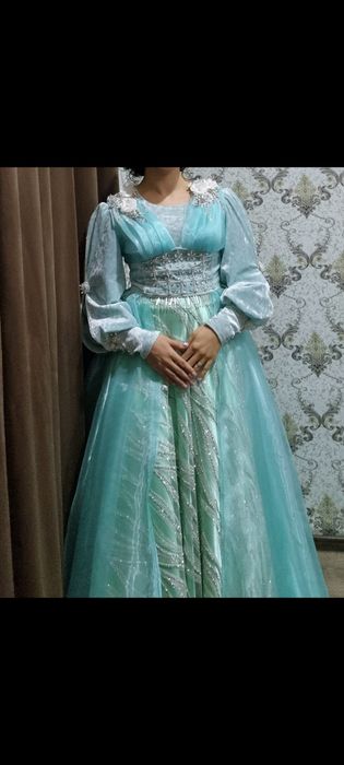 Vechirni koylak kelinlar uchun