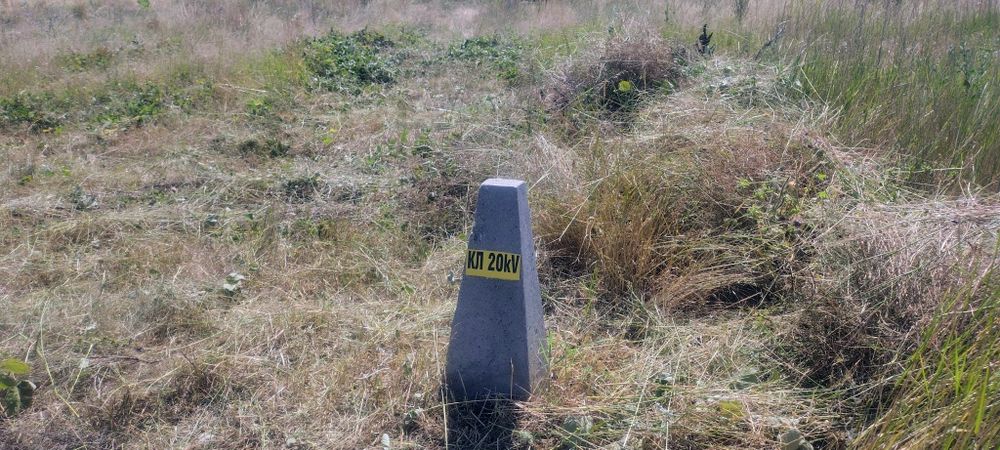 Нива на втора линия подбалканския път
нива 1 дек и