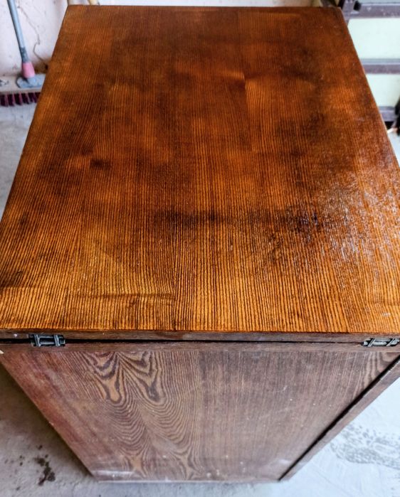 Запазена антикварна шевна машина Singer