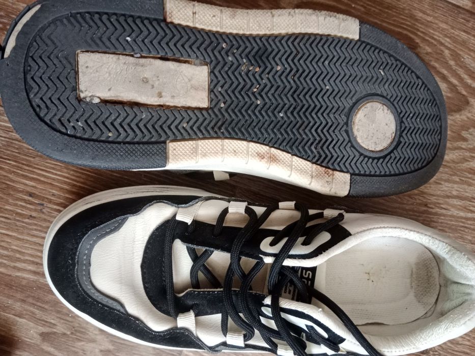 Кросовки оригинал,натуральная кожа