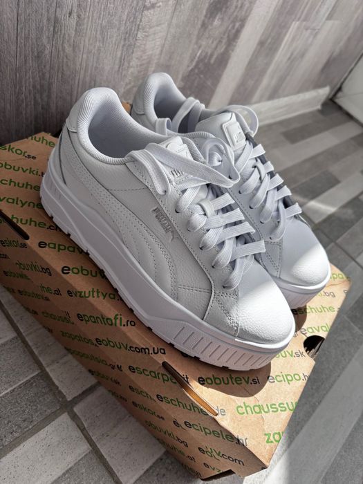 Дамски кецове Puma KARMEN II L Бял
