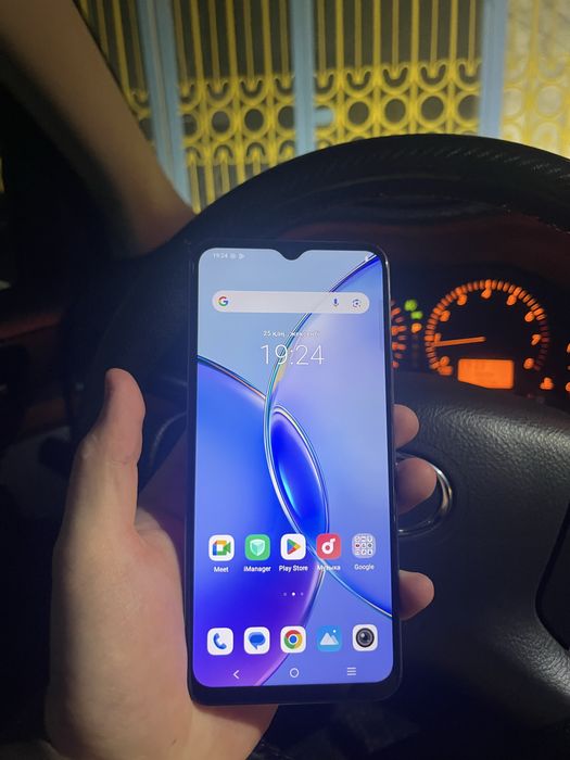 Телефон Vivo Y17s